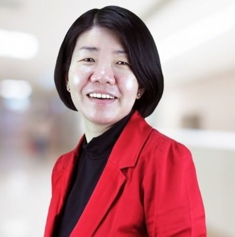Dr Ai Vee Ng